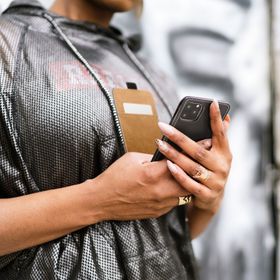 Etui z klapką pionowe na Samsung A50 Slim Flexi Fresh czarne