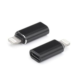 Adapter Typ C (żeński) do Lightning (męski) czarny