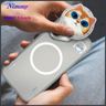 Etui Nimmy Glasses Cool Cat MagSafe do   iPhone 16 szary na NearMe.pl