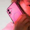Skinarma etui Saido iPhone 16 6.1"       Magnetic Charging różowy/pink na NearMe.pl