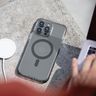 UNIQ etui Combat iPhone 14 Pro Max6,7" Magclick Charging czarny/concrete charcoal na NearMe.pl