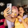 SPIGEN futerał ULTRA HYBRID do IPHONE 15 frost clear na NearMe.pl